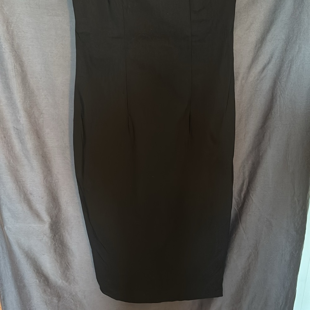 Bettie Page classic black form fitting dress - Picture 3 of 6